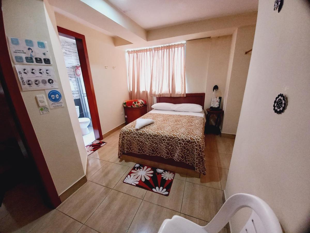 Hostal Oro Orense Кито Экстерьер фото